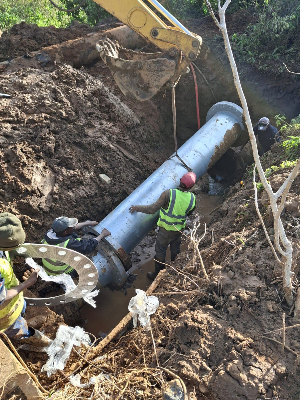 Amatola Water – Nahoon Dam Pipe Repairs - In-line telemetry probe integration