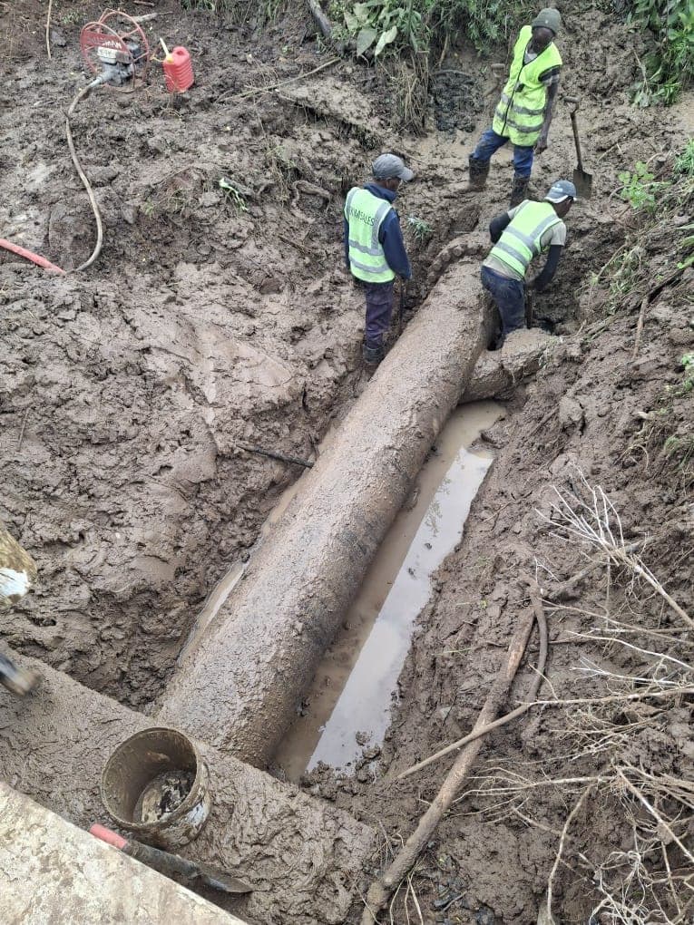 Amatola Water – Nahoon Dam Pipe Repairs - High-pressure flange bolting